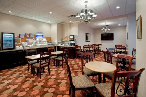 Quality Inn & Suites Regina Downtown Restauration Photos