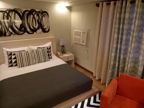 Almont City Hotel Photos