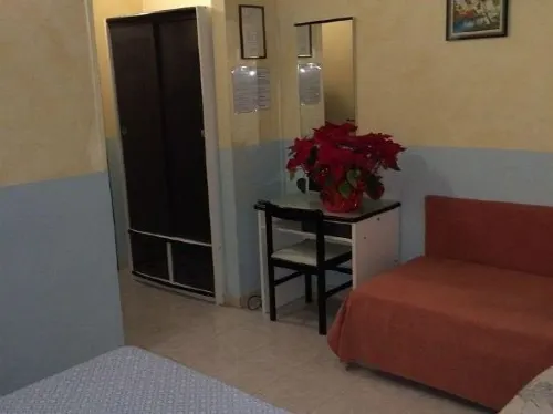 Hotel Amalfitana Zimmer Photos