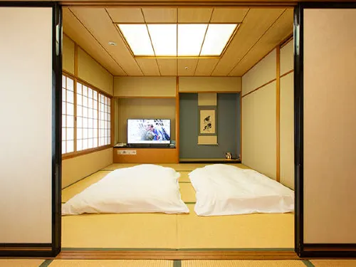 Hotel New Otani Takaoka Zimmer Photos