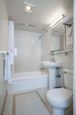Park Lane Suites & Inn Photos
