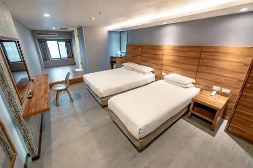 Cloud Hotel Arena Photos