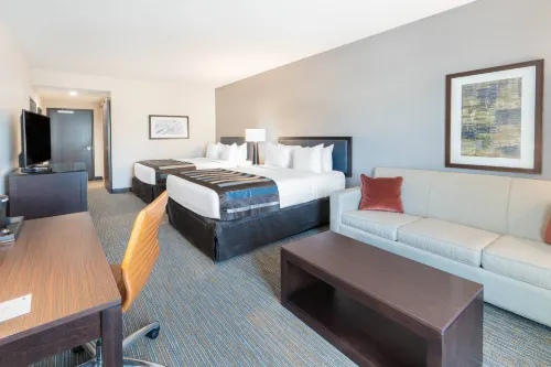Ramada Suites by Wyndham, Victoria Street West Photos