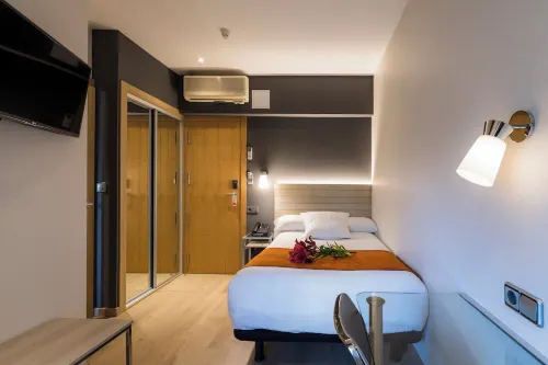 Hotel Avenida Rooms Photos