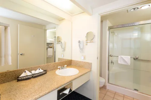The Marina Inn on San Francisco Bay Kamar Photos