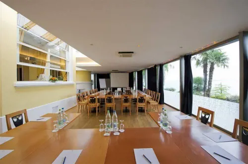 Hotel Eden Palace au Lac Business Facilities Photos