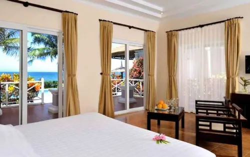 Khách sạn và Spa Mũi Né Century Beach Photos