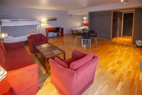 F2 Hotel Photos