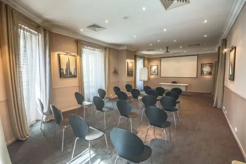 Best Western Premier Hotel Roosevelt Business Facilities Photos