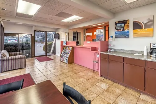Motel 6 Arlington, TX - Uta Restauration Photos