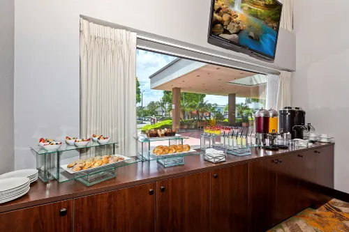 DoubleTree by Hilton Whittier Los Angeles Restauration Photos