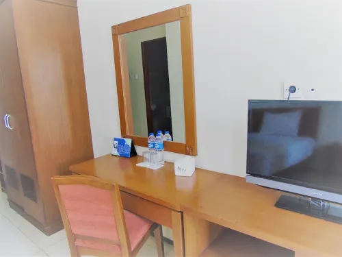 Pia Hotel Cirebon Værelser Photos