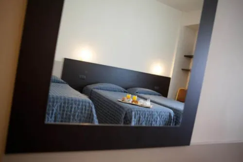Auto Park Hotel Rooms Photos