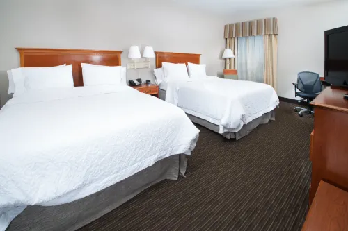 Hampton Inn Linden Rooms Photos
