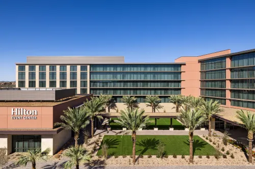 Hilton North Scottsdale at Cavasson Exterior Photos