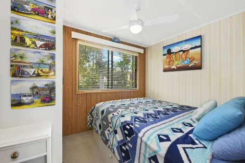Flynns Beach Caravan Park Rooms Photos