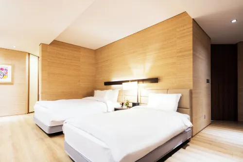The Classic 500 Pentaz Executive Residence Rooms Photos