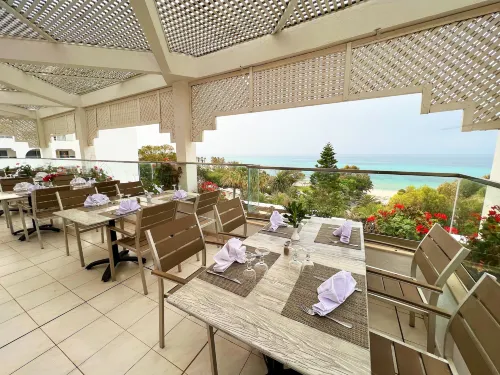 Hotel Sol Azur Beach Restauration Photos