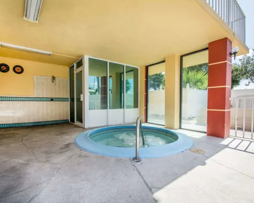 Quality Inn & Suites at Tropicana Field Leisure & Recreation Photos
