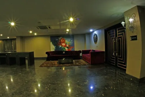 Amaroossa Cosmo Jakarta Area Publik Photos