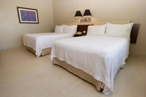 Holiday Inn Puebla la Noria Rooms Photos