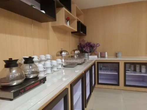 Rangkayobasa Hotel Padang Panjang Mahlzeiten Photos