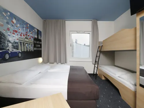 B&B HOTEL Berlin-Charlottenburg Photos