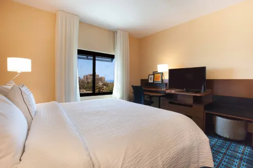 Fairfield Inn & Suites Clearwater Beach Rooms Photos