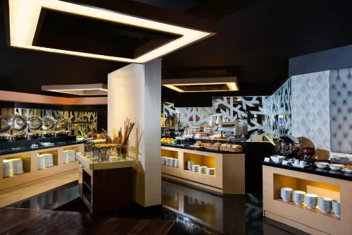 Horison Ultima Suite & Residences Rasuna Jakarta Dining Photos