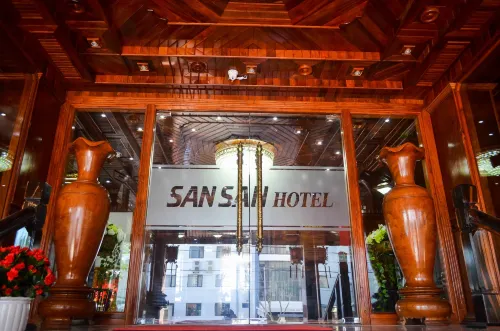 San San Hotel Esterni Photos