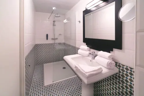 Best Western Hotel Journel Saint-Laurent-Du-Var Camere Photos