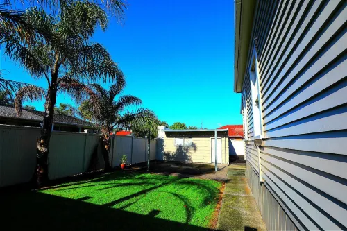Regent Residential Villa Exterior Photos
