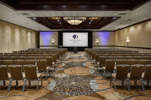 DoubleTree by Hilton Ontario Airport Espaces Affaires Photos