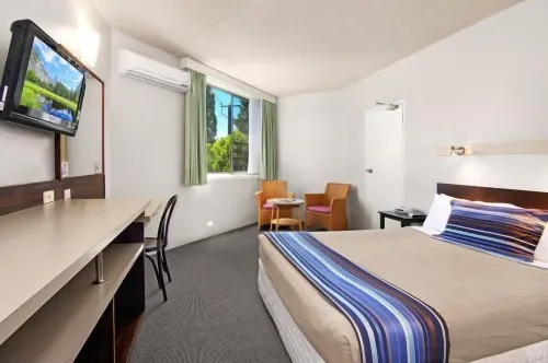 East Port Motor Inn Photos