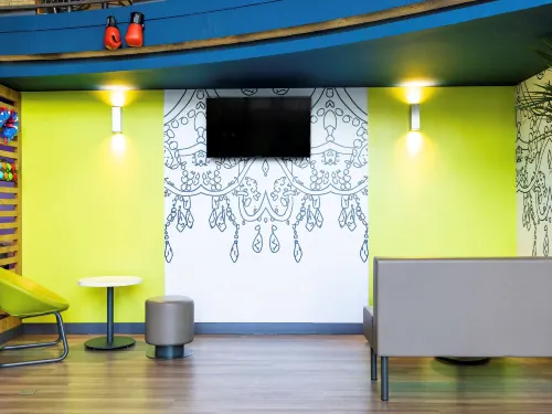 Hôtel Ibis Budget Paris Porte d'Orléans Espaces publics Photos