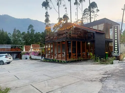 Istana Bromo Kamar Photos