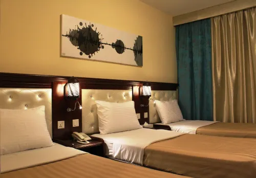 Mariana Hotel Rooms Photos