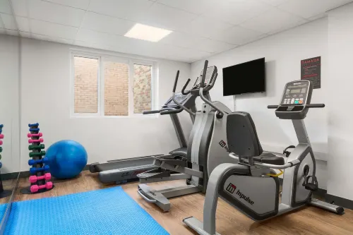 Ramada by Wyndham Milton Keynes Leisure & Recreation Photos
