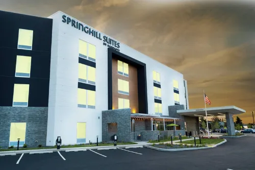 Ramada by Wyndham Spokane Airport Exterior Photos