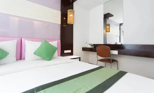 Cozi Inn Hotel, Bangkok Kamar Photos