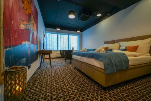Chors Like a Hotel - Hostel Photos