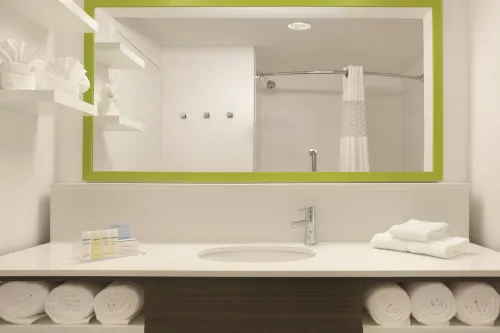 Hampton Inn Houston-Brookhollow Rooms Photos