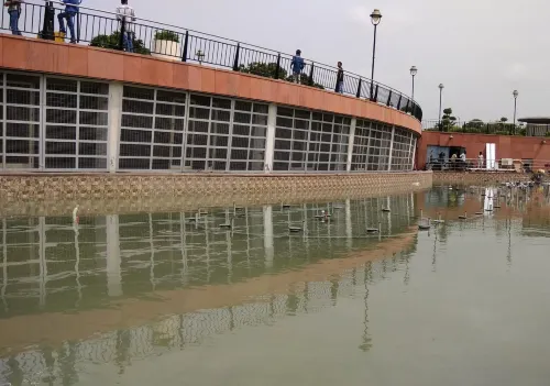 The Metropolitan Hotel & Spa New Delhi Esterni Photos