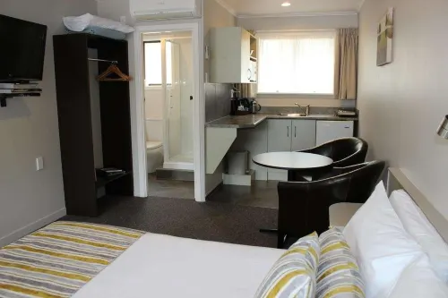 Quality Inn Acapulco Taupo Photos