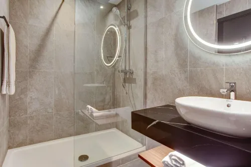 Radisson Hotel and Conf Centre London Heathrow Photos