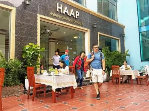 Haap Transit Hotel Makanan Photos