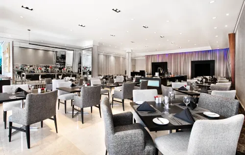 Meliá Jardim Europa Dining Photos