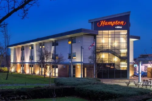 Hampton by Hilton Corby/Kettering Außen Photos