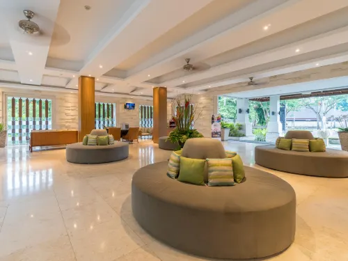 Grand Whiz Hotel Nusa Dua Bali Общественные зоны Photos