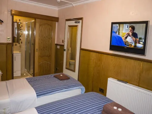 Cricklewood Lodge Hotel Photos